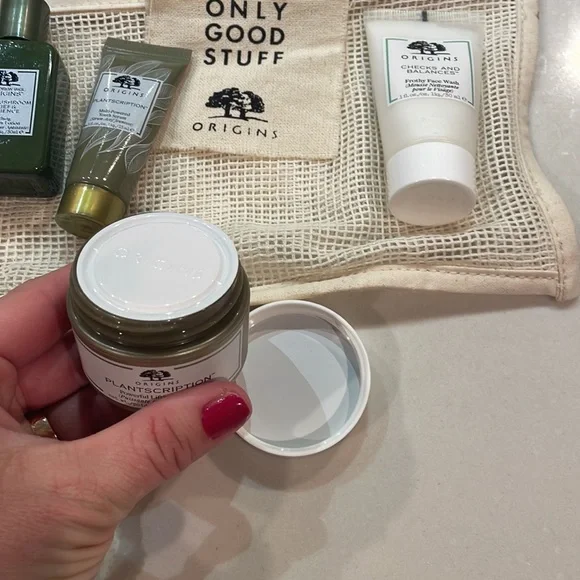 Origins - Picture 6 of 6